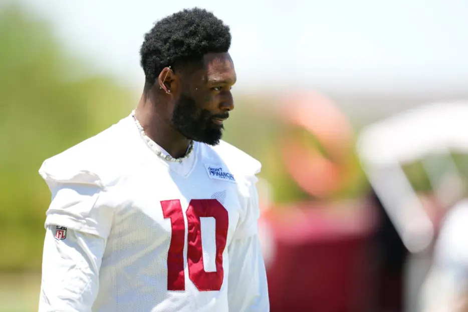 High-Profile NFL Players Who Could Still Be Traded Before Week 1