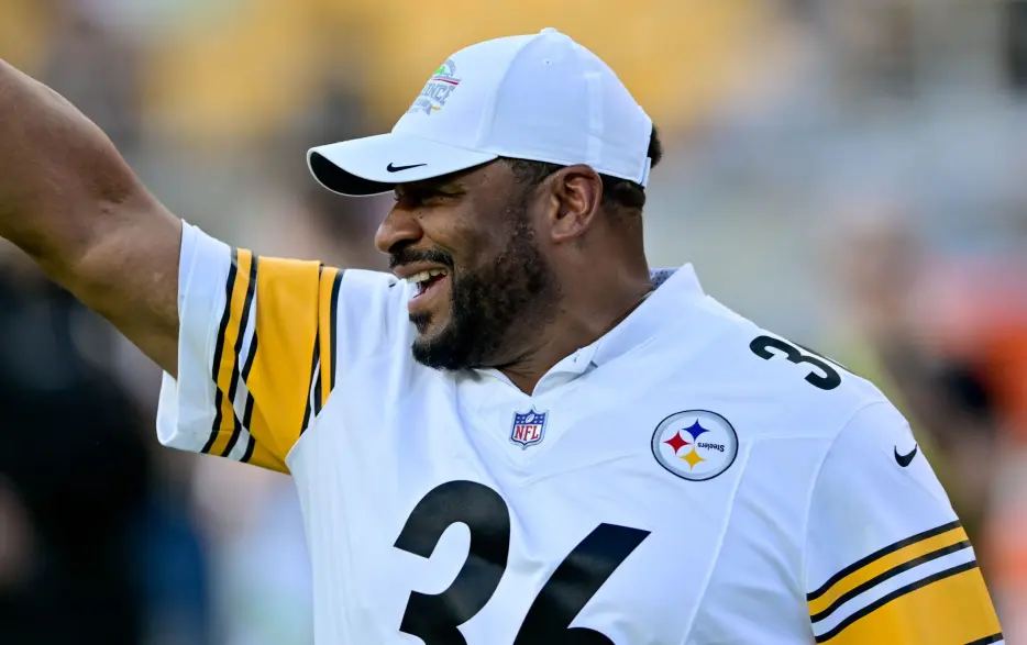 Taylor Swift Has Hilarious Take on Steelers Legend Jerome Bettis