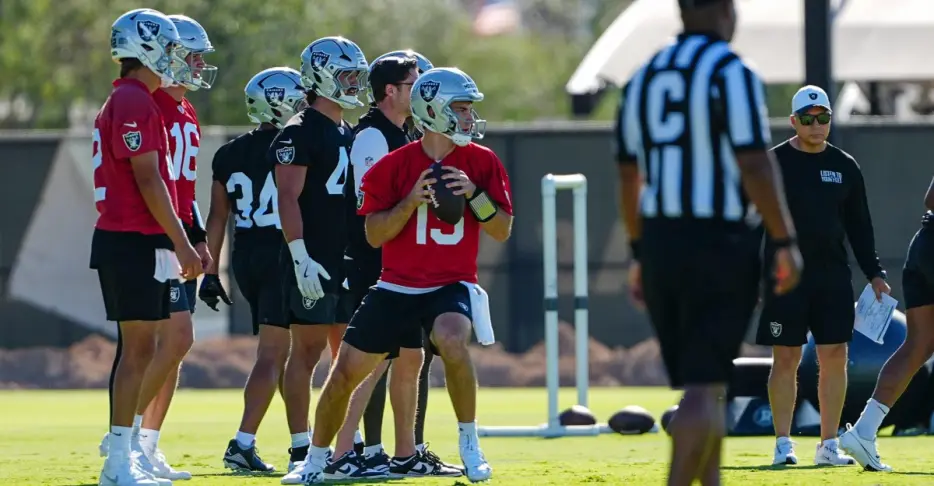 Raiders QB Fernando Mendoza is different than his media persona