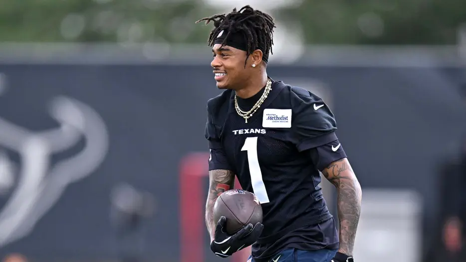 Texans’ Tank Dell shares honest training camp outlook after missing 2025