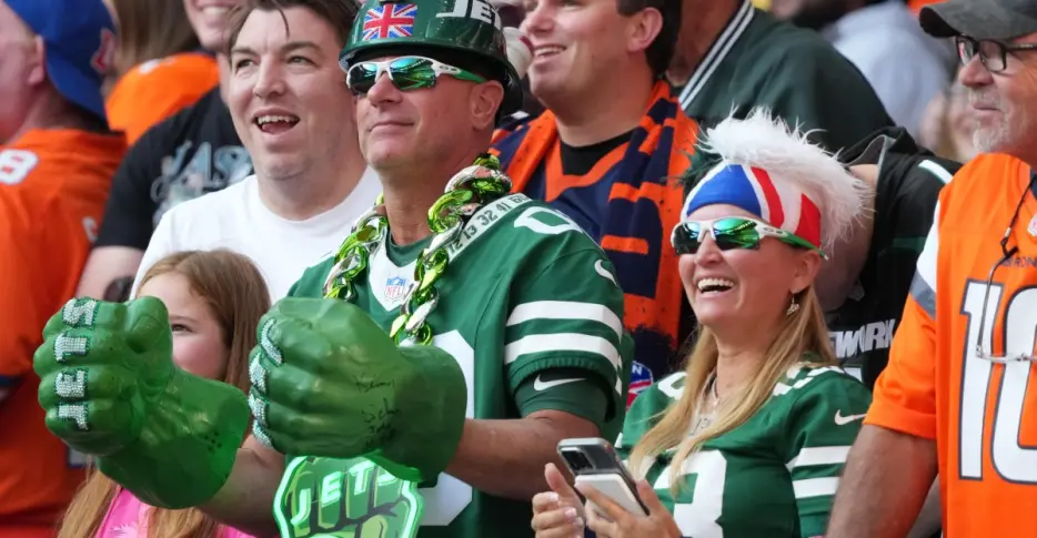 The Jets just unveiled new helmets. Do you like them?
