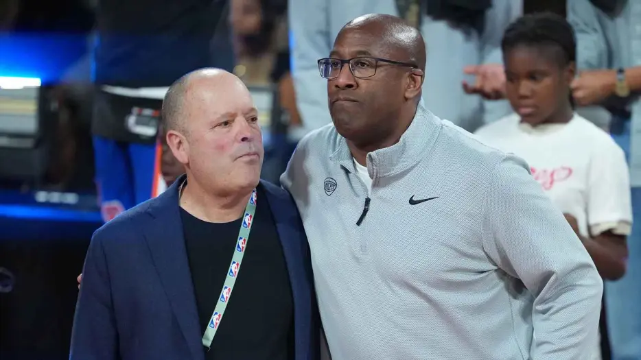 What Eagles GM Howie Roseman gave Knicks president Leon Rose before crazy NBA Finals Game 4 comeback