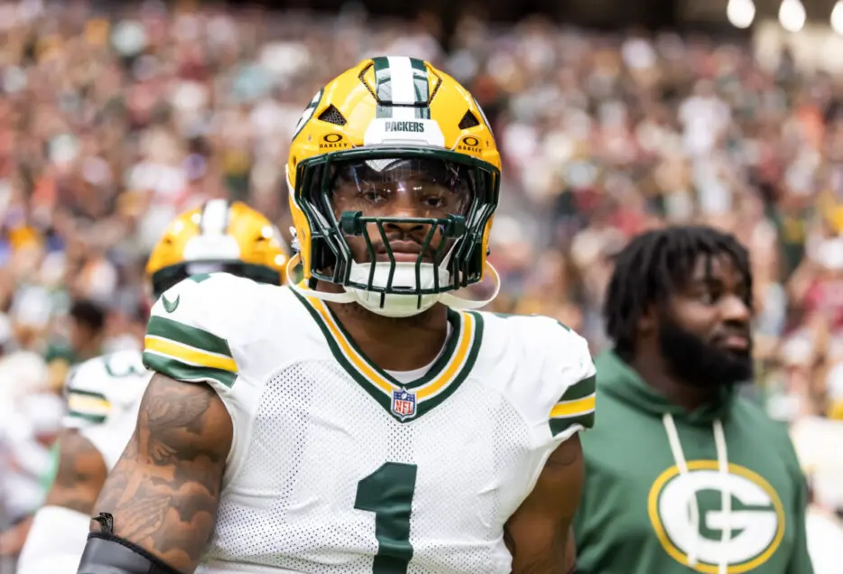 Packers’ Micah Parsons Targeting Mid-October Return