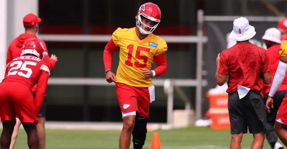 Chiefs News 6/22: Patrick Mahomes ‘hopes’ to play in preseason