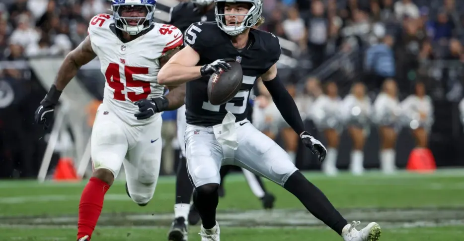 Reacts Results: Fans want a QB2 battle