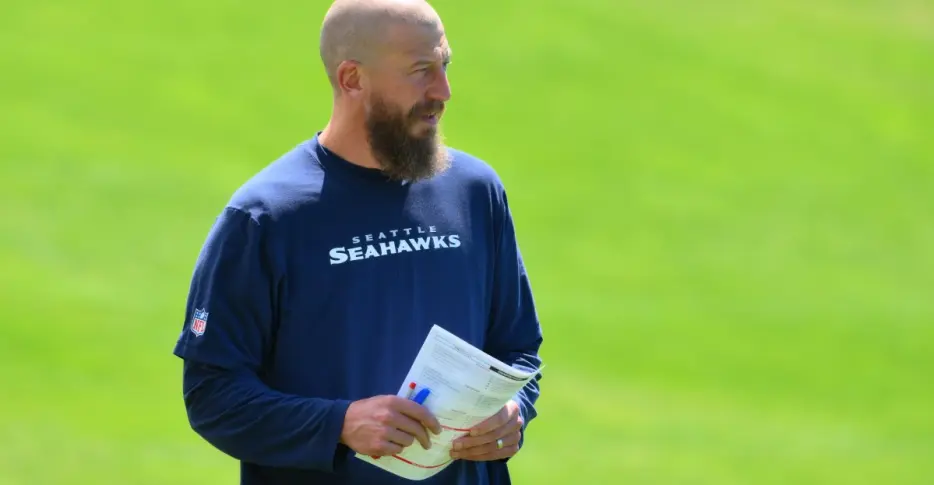 4 Seahawks players who could benefit most under new offensive coordinator Brian Fleury