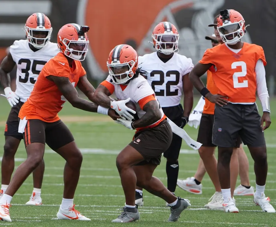 ‘Who Will Start’: Cleveland Browns NFL Insider Wonders Who Will Win the 2026 Starting Quarterback Job